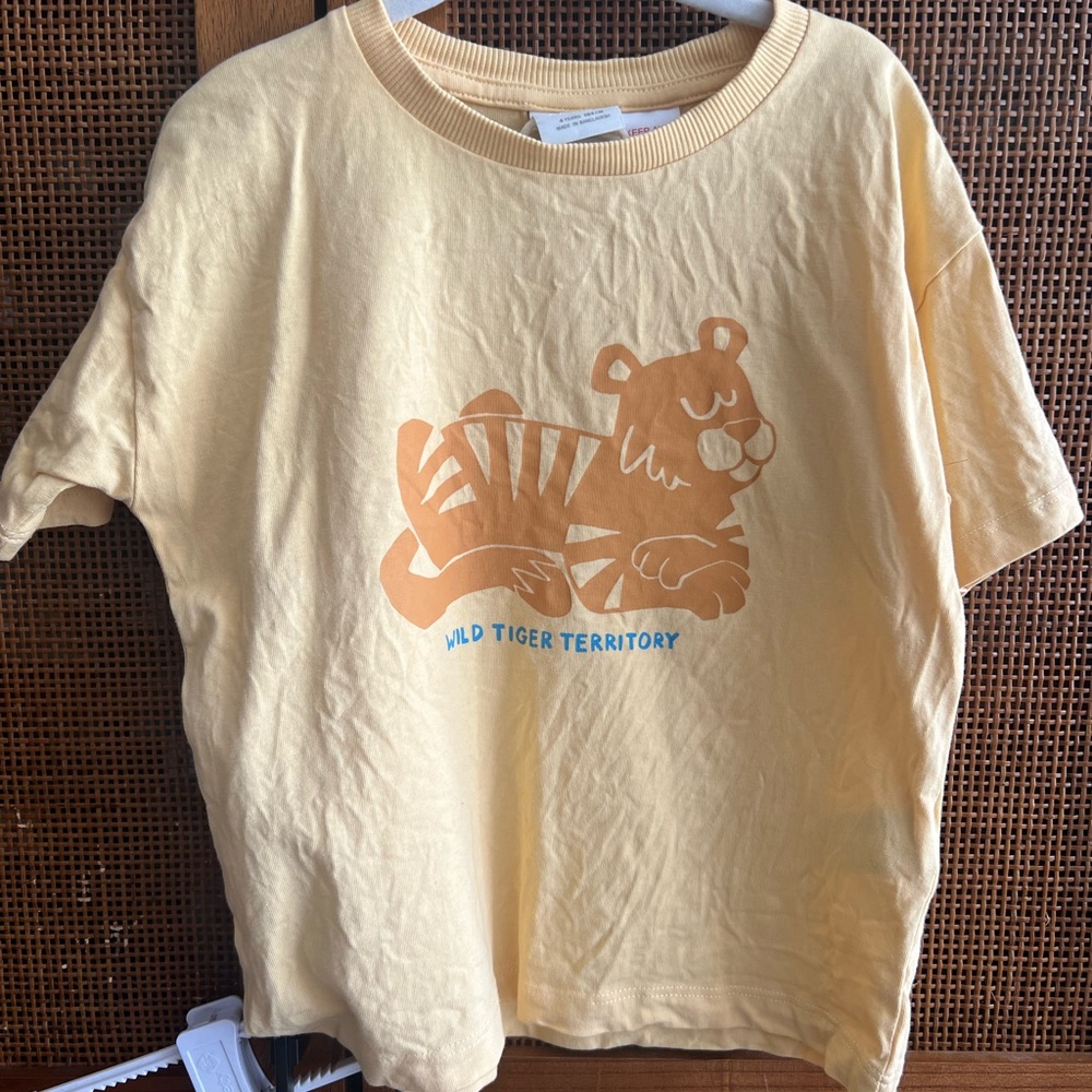 Zara Yellow Graphic Tiger T‑Shirt